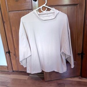 Women's Lightweight Cream Pullover Sweater